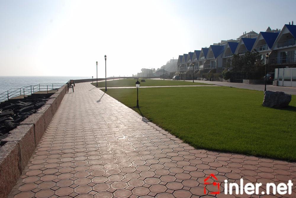 Дом в элитном, охраняемом кооперативе, на берегу моря, Таласса ID 52948 (Фото 3)