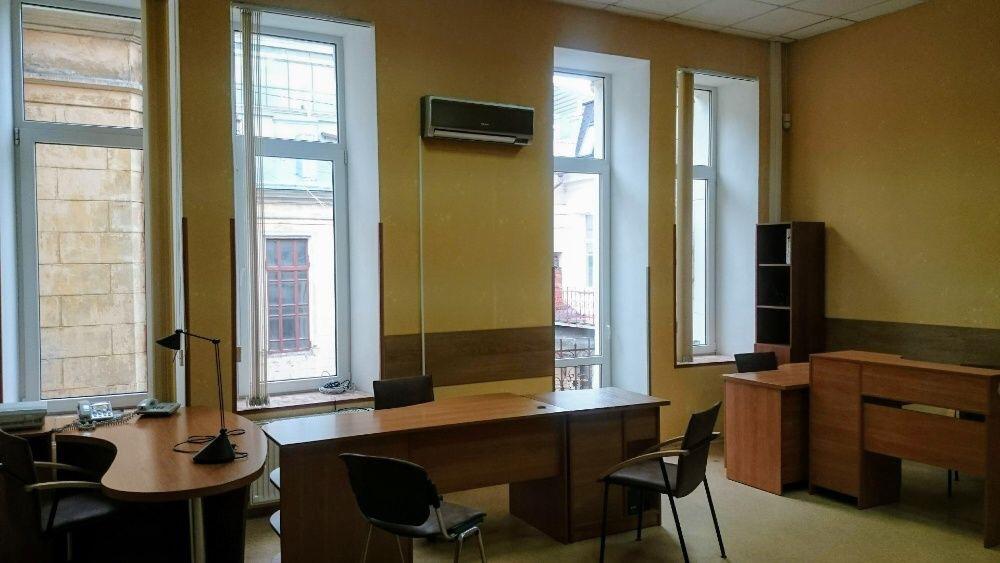 Сдам двухуровневое помещение 260 кв м в Центре  ID 30186 (Фото 7)