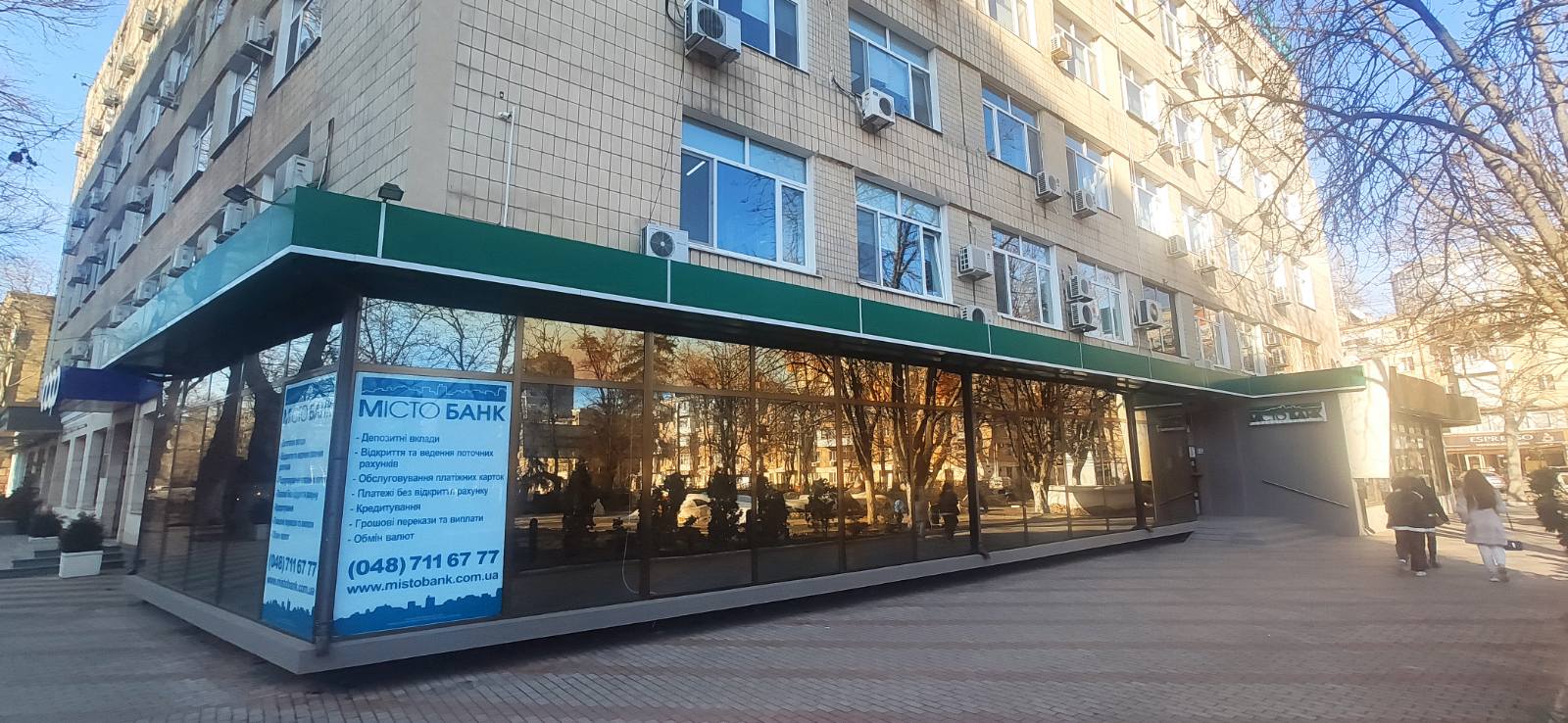 Аренда фасадного помещения в Приморском районе, ул.Сегедская ID 17255 (Фото 1)