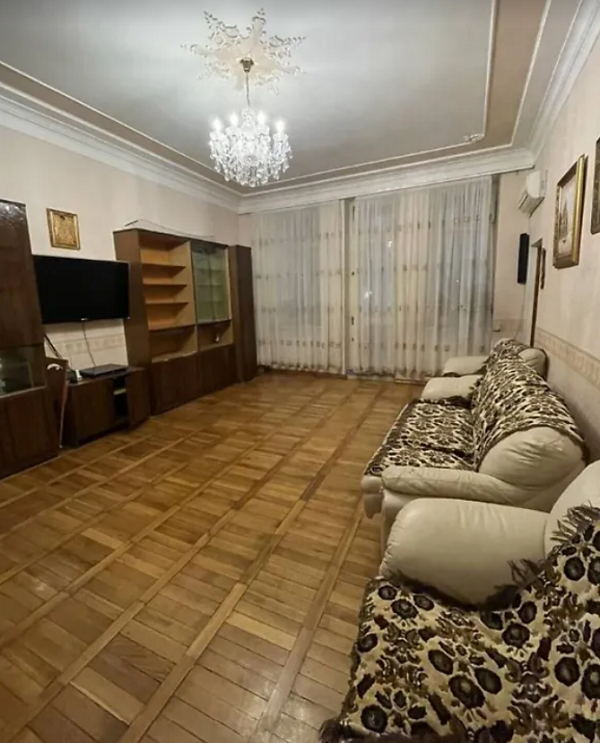 Продается трехкомнатная квартира по улице Пироговской ID 51086 (Фото 4)
