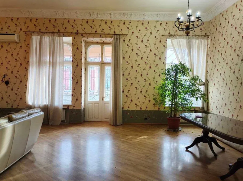 Квартира с историей в сердце Одессы у Приморского бульвара ID 51398 (Фото 3)