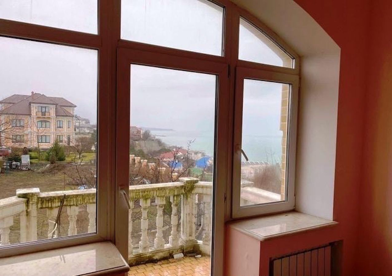 Предлагается к продаже  дом в Совиньоне с прямым видом моря!