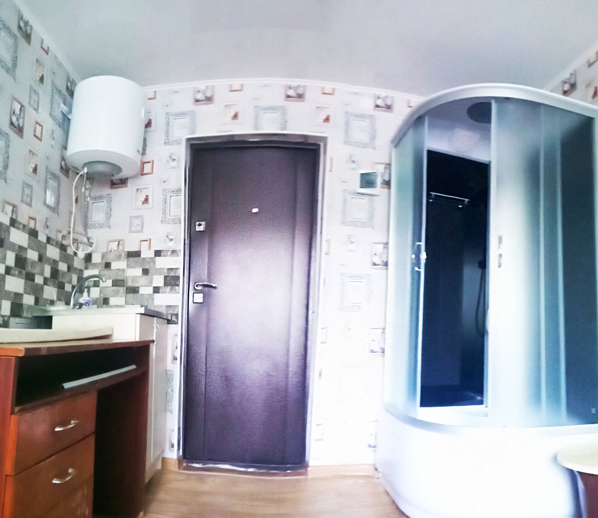Продам комнату в коммуналке-15 м. кв. Новый ремонт. Район Казарского ID 52327 (Фото 1)