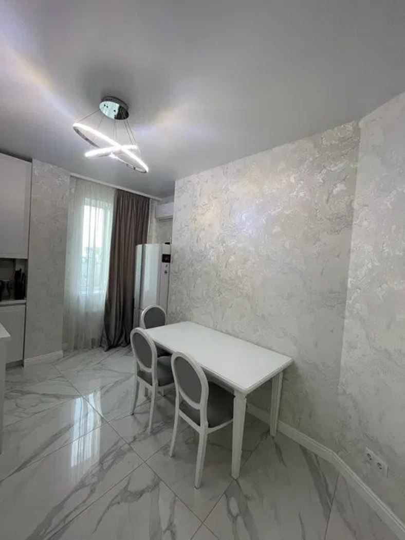 Новая двухкомнатная квартира с ремонтом в ЖК Родной. ID 52620 (Фото 11)