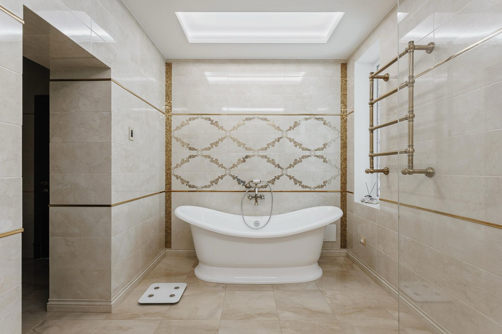 Дом в первой линии моря на 10-ой ст. Большого Фонтана ID 53858 (Фото 12)