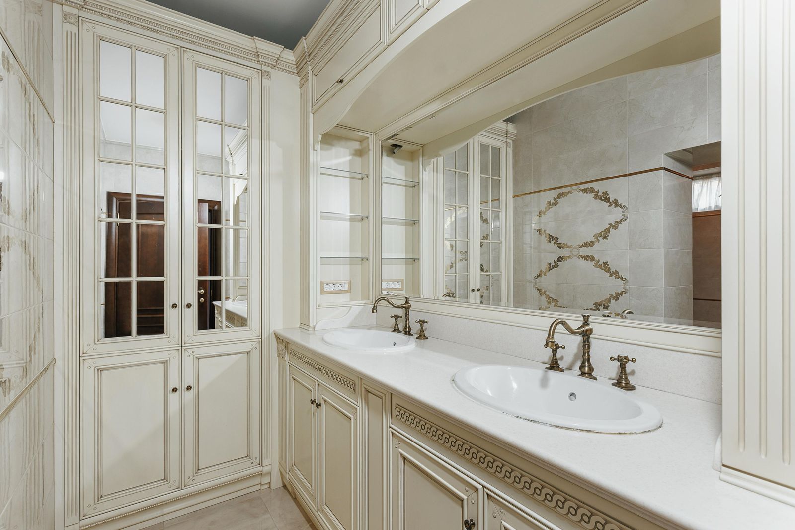 Дом в первой линии моря на 10-ой ст. Большого Фонтана ID 53858 (Фото 18)