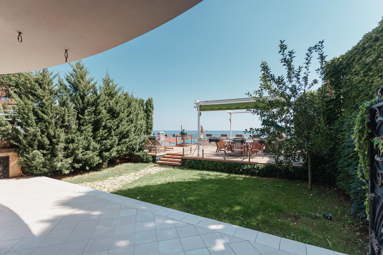 Дом в первой линии моря на 10-ой ст. Большого Фонтана ID 53858 (Фото 3)