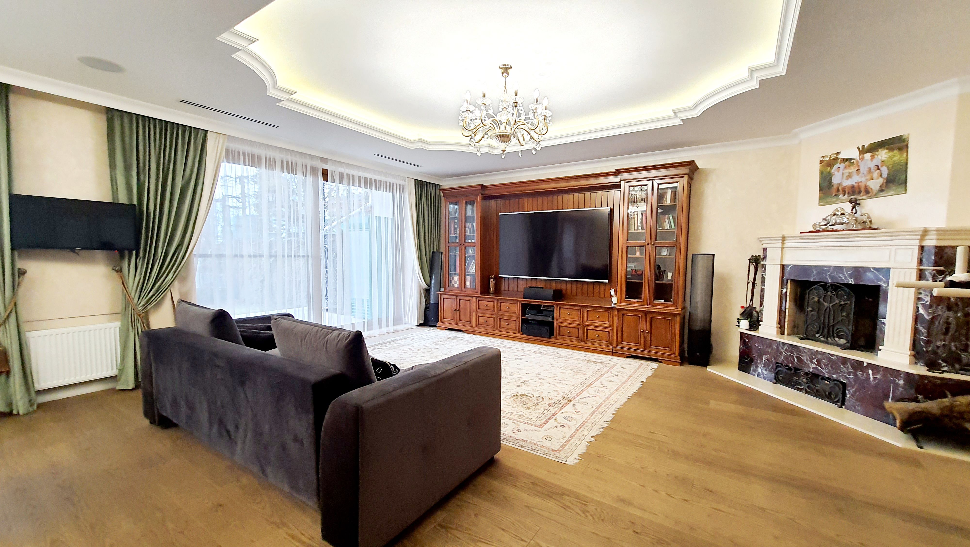 Дом в первой линии моря на 10-ой ст. Большого Фонтана ID 53858 (Фото 1)