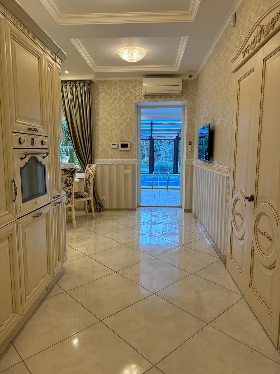 Дом с бассейном и баней в районе Аркадии ID 53545 (Фото 8)