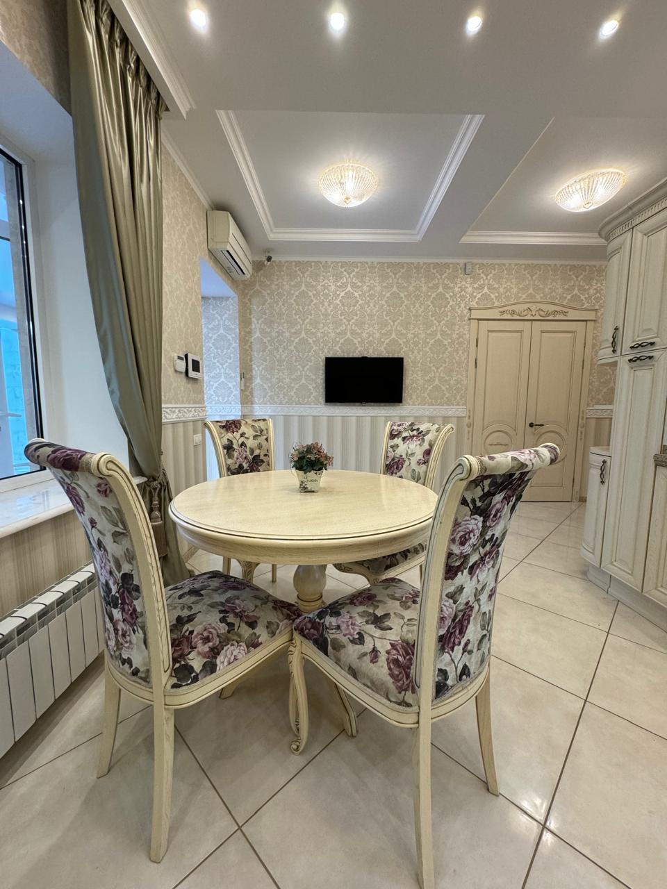 Дом с бассейном и баней в районе Аркадии ID 53545 (Фото 7)