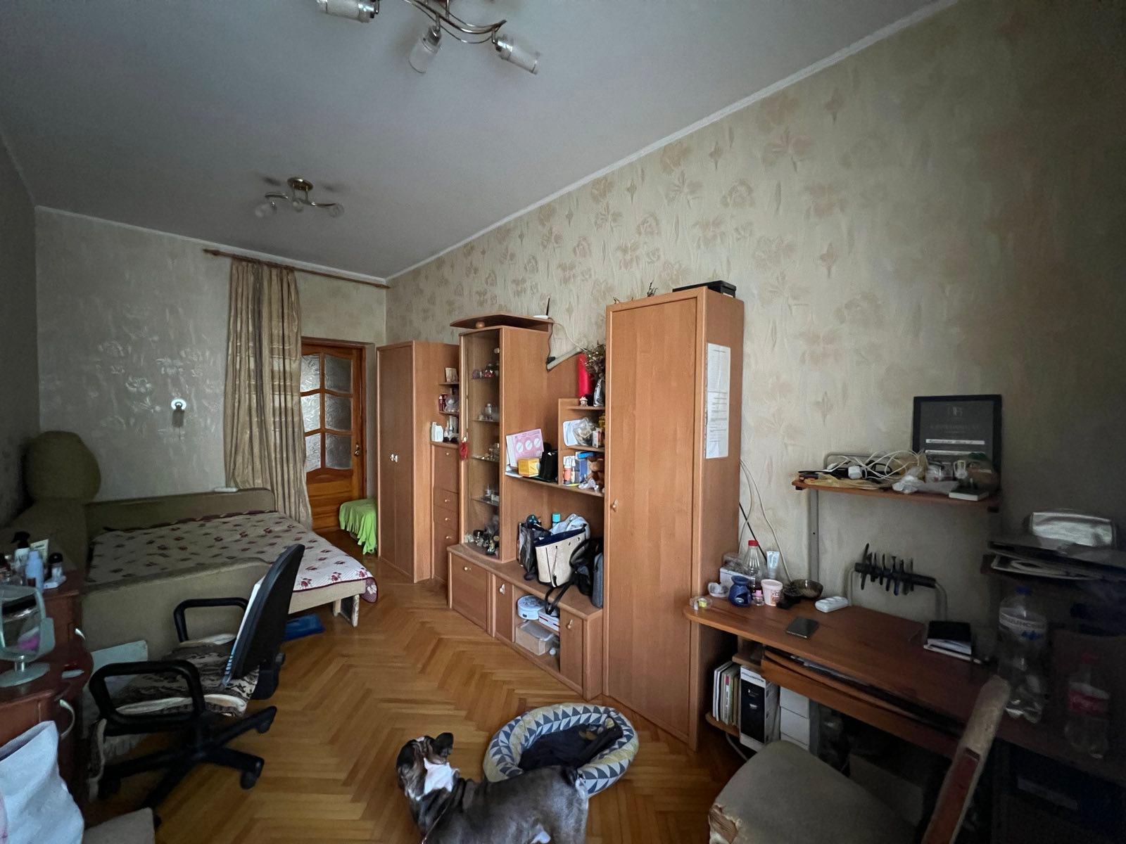 3-х комнатная квартира в сталинке, в районе Нового рынка. ID 53948 (Фото 5)