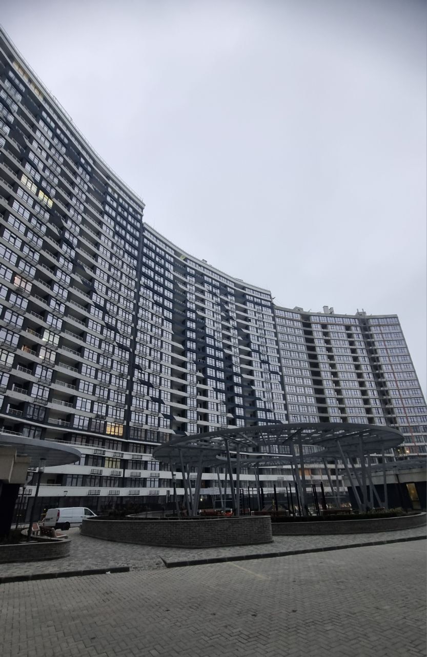 Однокомнатная квартира в новом сданном ЖК «Атмосфера», балкон, 38 м ID 53932 (Фото 1)