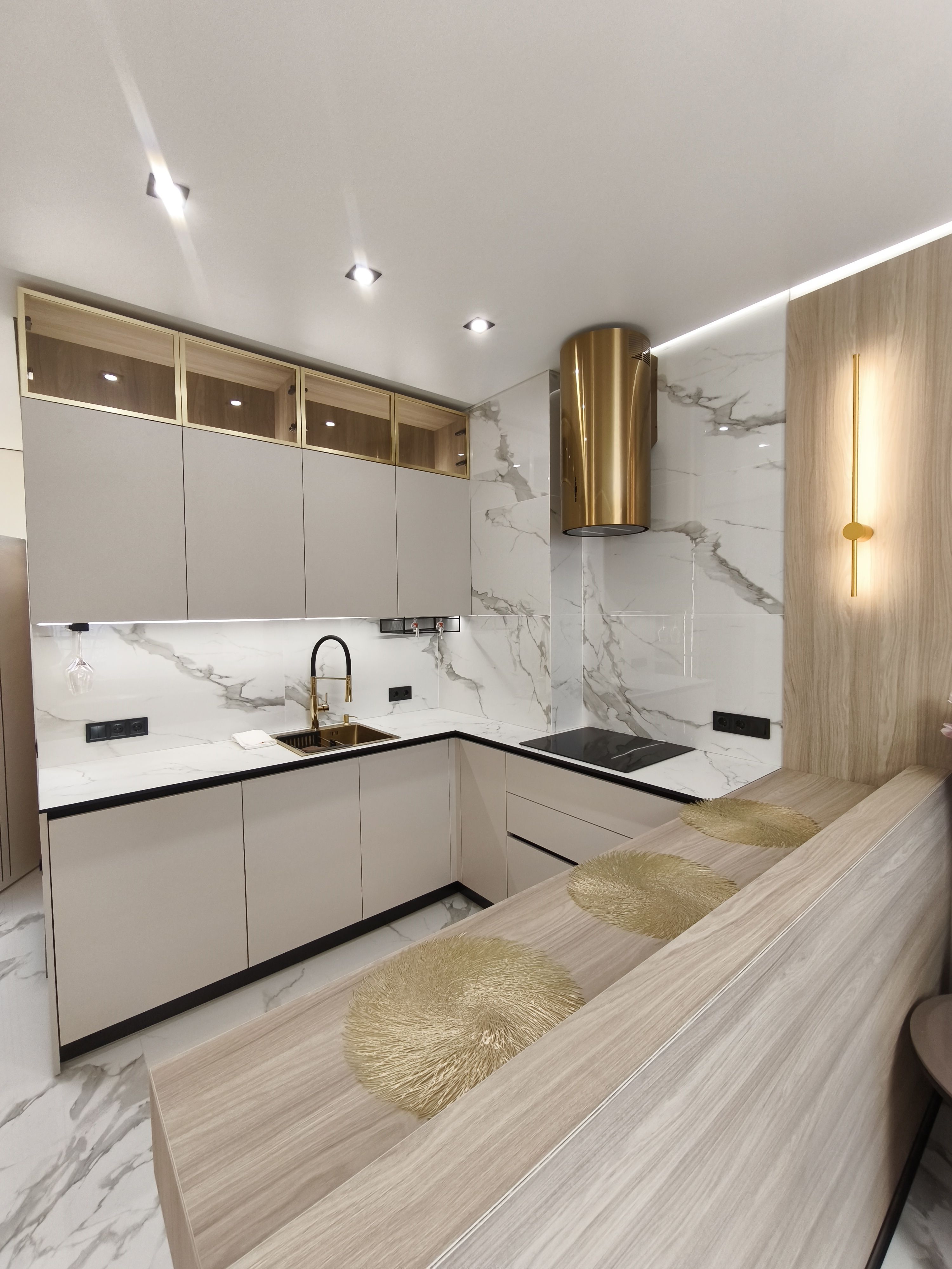 Продам четырёхкомнатную квартиру в ЖК "Родос" ID 53978 (Фото 3)