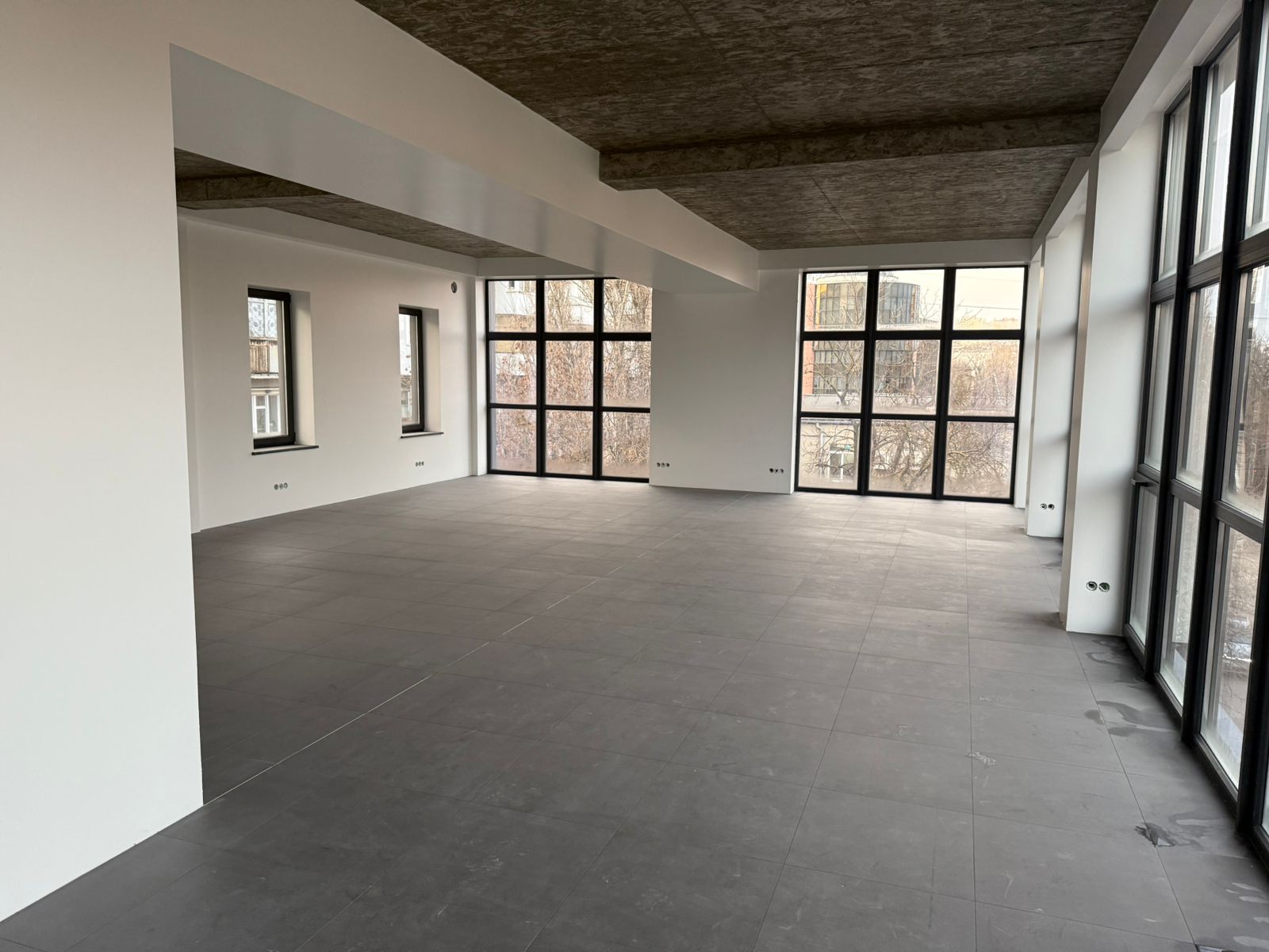 Аренда фасадного офиса 160 м² в новом БЦ на 5-й ст. Фонтана ID 54018 (Фото 3)