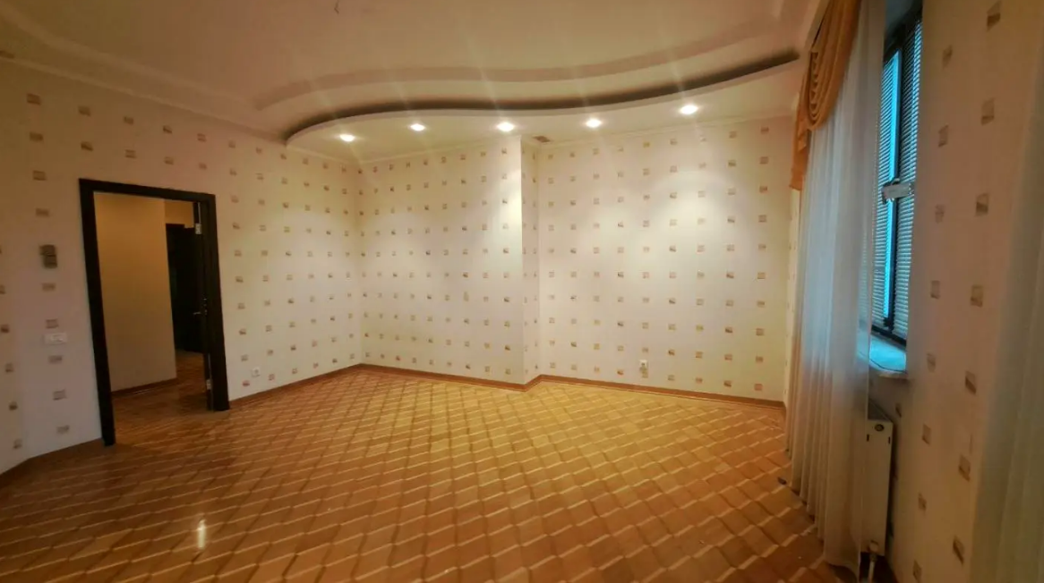 Четырехкомнатная квартира с террасой в Климовском доме! ID 673 (Фото 19)