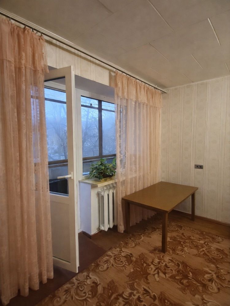  2-ком. квартира на ул.Черняховского, кирпичный дом, не фасад, колонка ID 53926 (Фото 2)