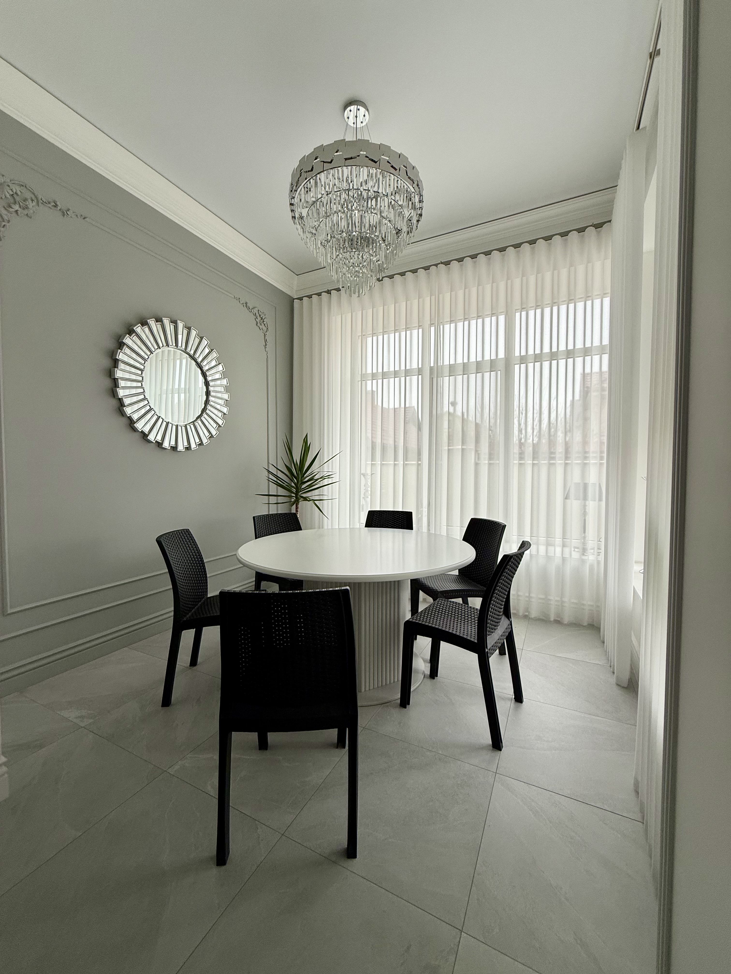 Дом у моря в ЖМ "Совиньон" с бассейном.  ID 54027 (Фото 2)