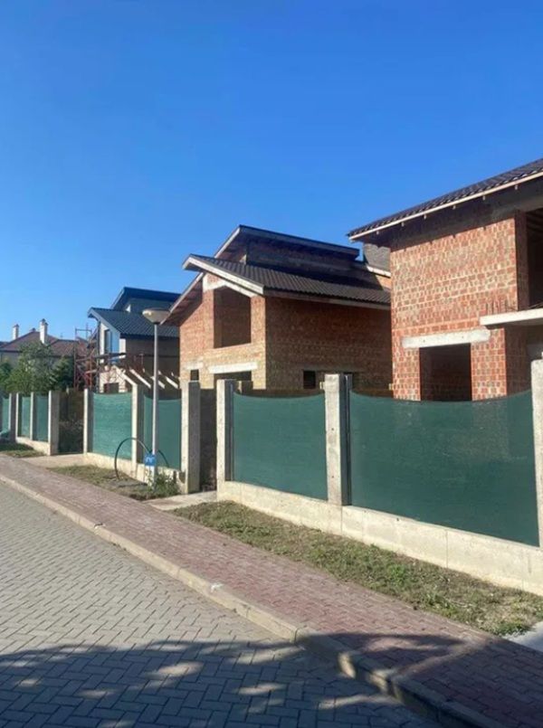 Дом в ЖМ Сосновый Берег на 7 сотках. Свой закрытый пляж.  ID 54028 (Фото 1)