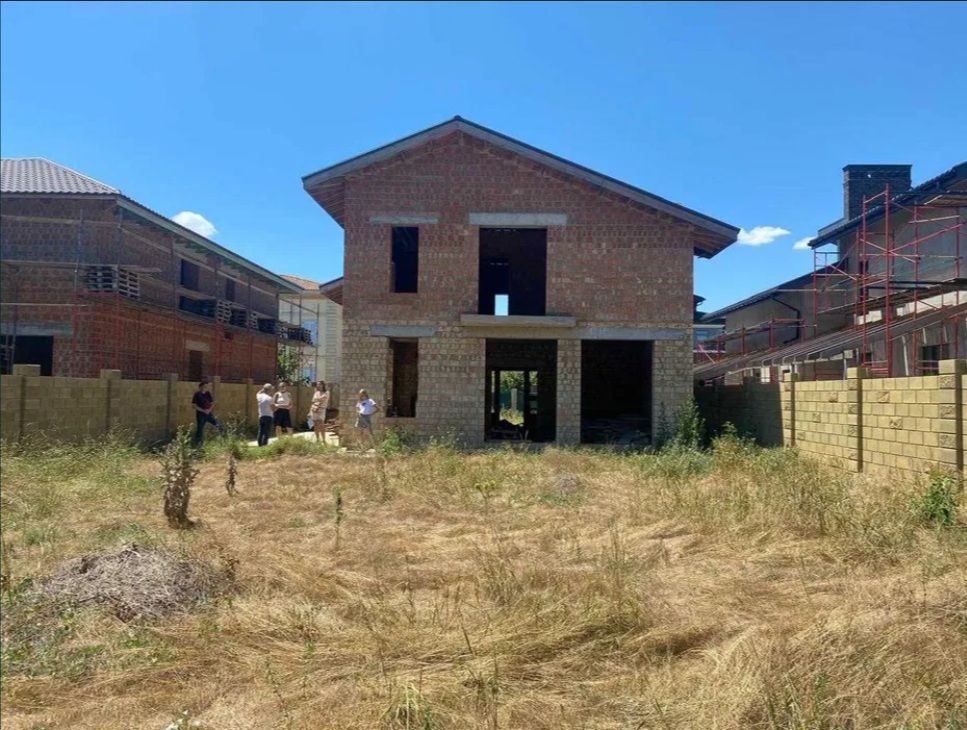 Дом в ЖМ Сосновый Берег на 7 сотках. Свой закрытый пляж.  ID 54028 (Фото 2)