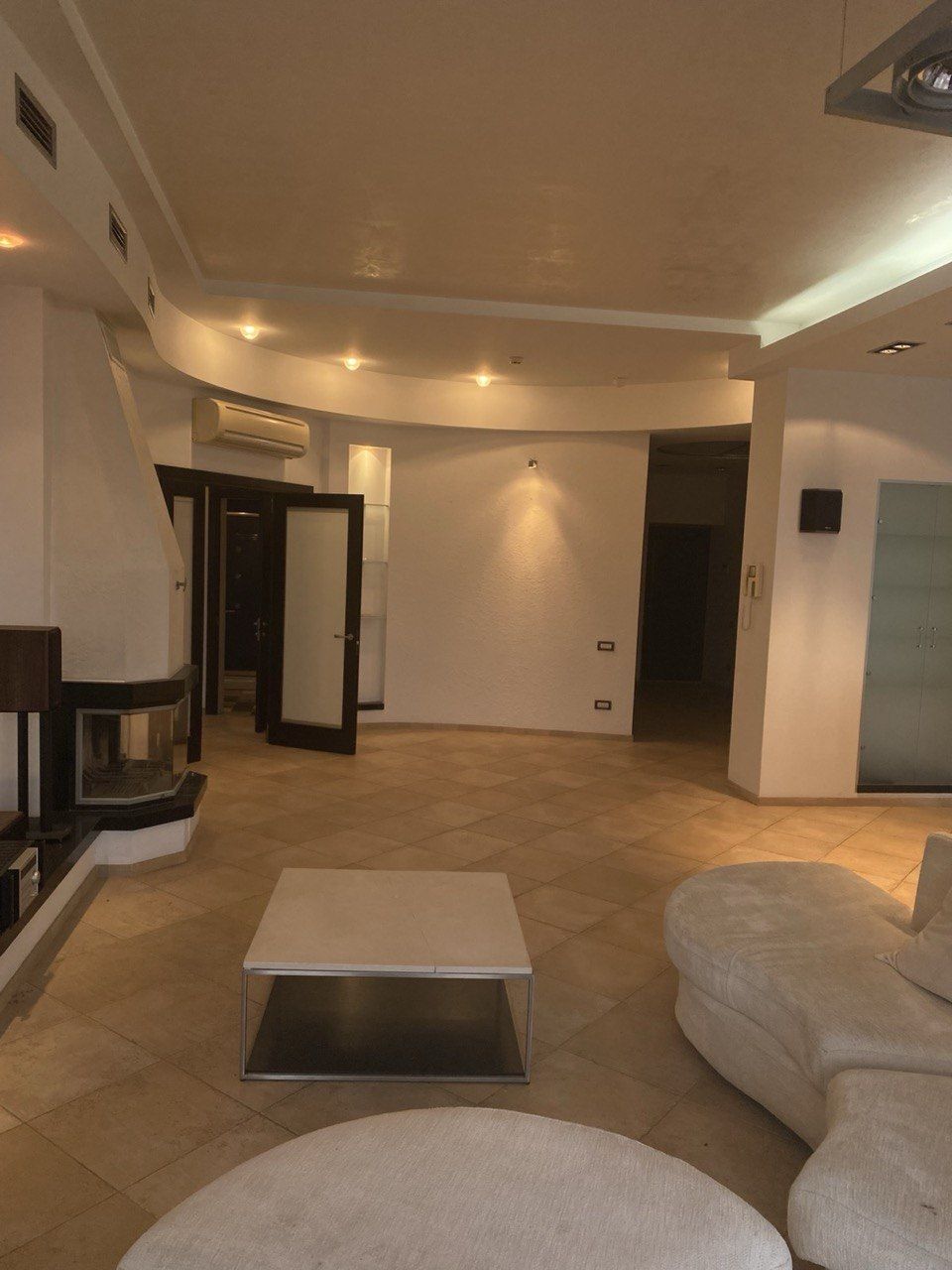 Продается трехкомнатная квартира в Мукачевском переулке с камином ID 54050 (Фото 6)