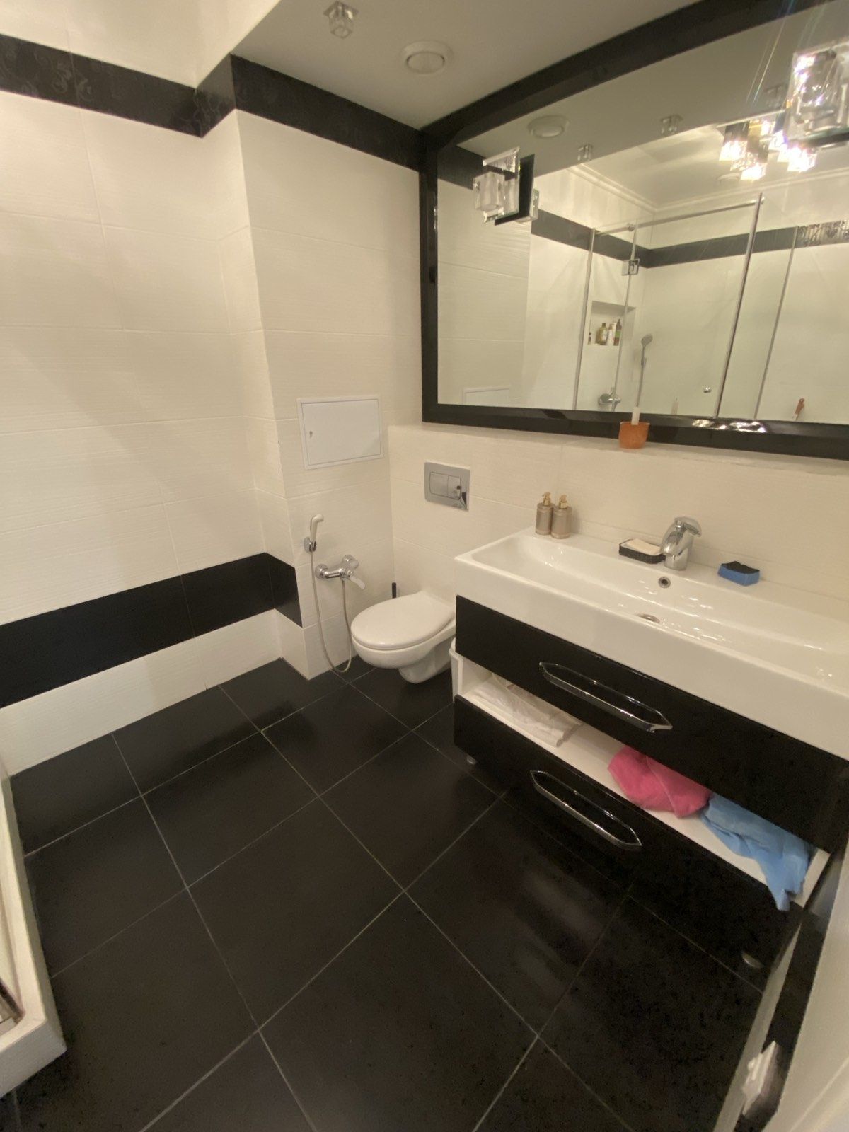 Продается двухкомнатная квартира в ЖК "Альтаир".  ID 54063 (Фото 7)