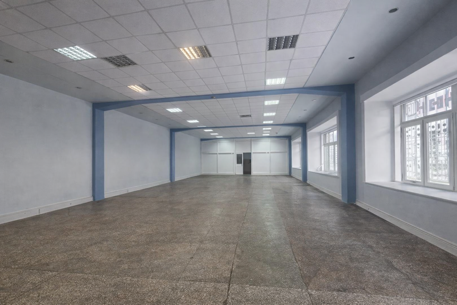 Сдам торговое помещение район пл.Толбухина, фасад ID 54064 (Фото 3)