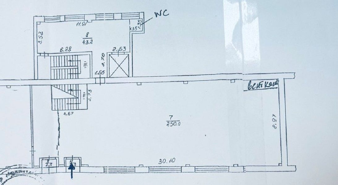 Сдам торговое помещение район пл.Толбухина, фасад ID 54064 (Фото 6)
