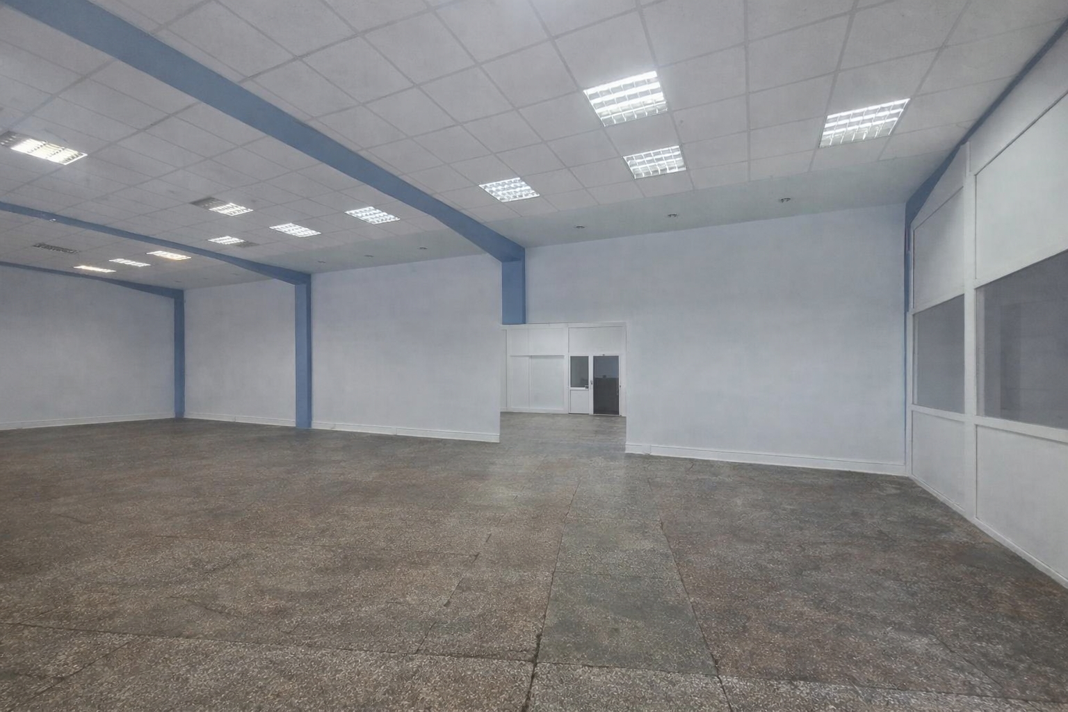 Сдам торговое помещение район пл.Толбухина, фасад ID 54064 (Фото 5)