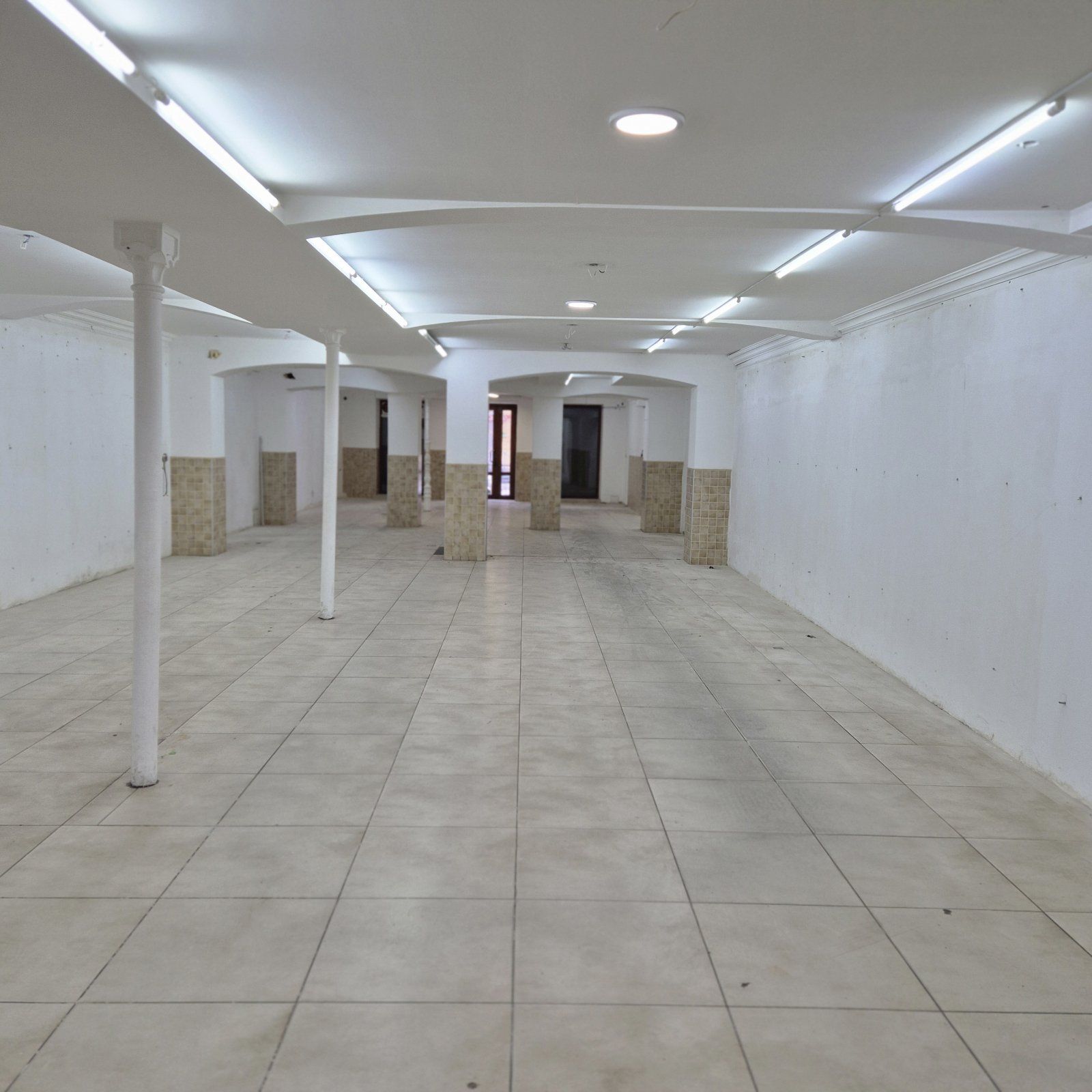 Фасад 245 м², Соборная площадь под магазин. ID 52541 (Фото 1)