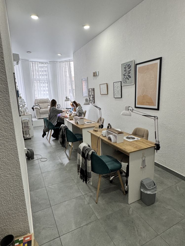 Готовый бизнес с арендатором в БЦ "Чудо Город". Свет постоянно. ID 54070 (Фото 1)