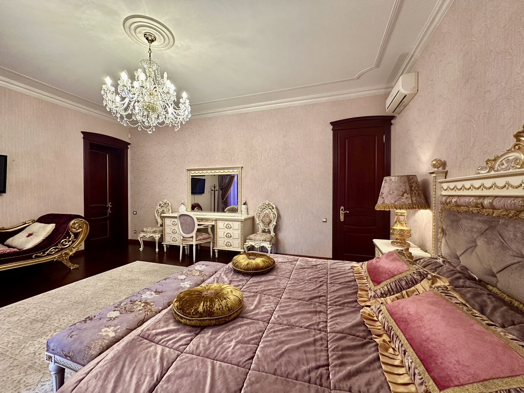 Особняк с бассейном в закрытом элитном кооператив на 11 ст.Б.Фонтана. ID 8 (Фото 14)