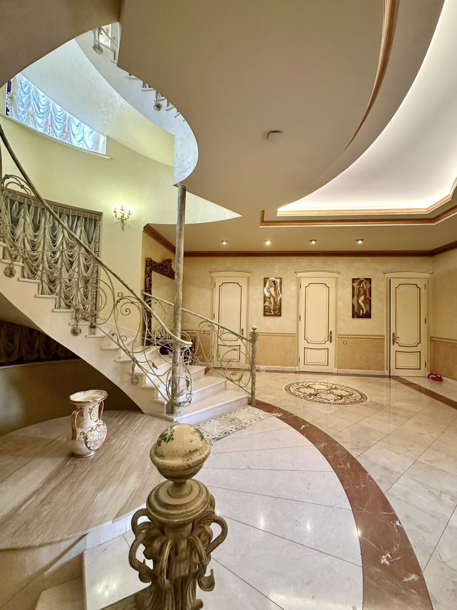 Особняк с бассейном в закрытом элитном кооператив на 11 ст.Б.Фонтана. ID 8 (Фото 19)