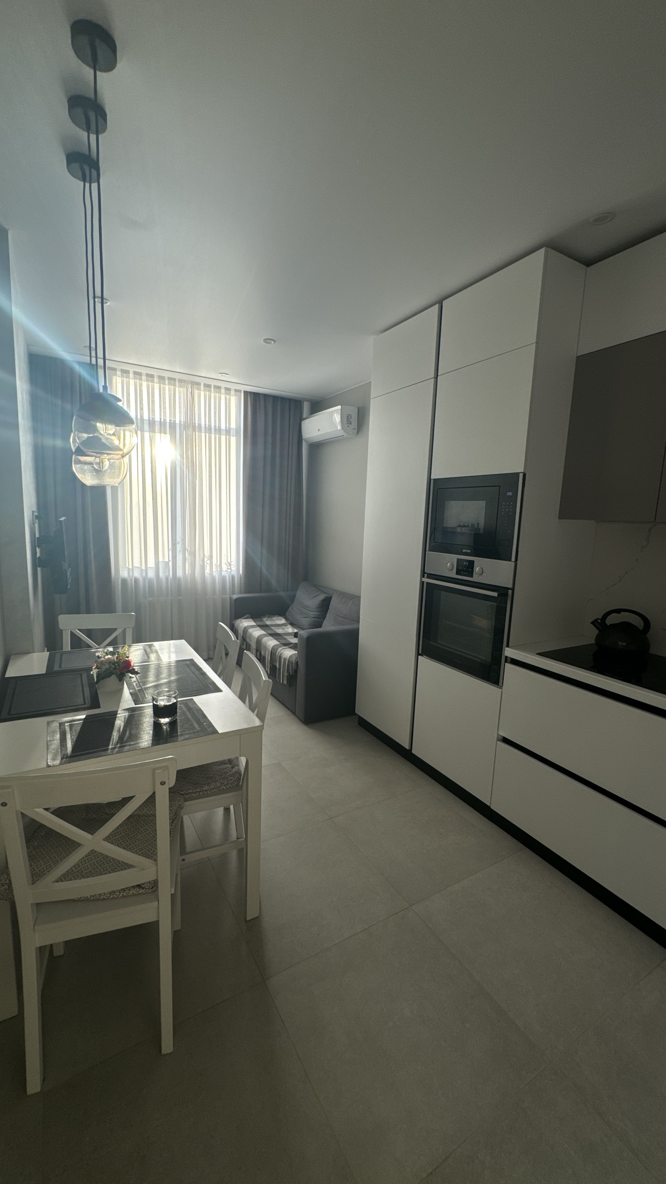 Двухкомнатная квартира в ЖК "Дмитриевский". Дизайнерский ремонт.  ID 54101 (Фото 1)