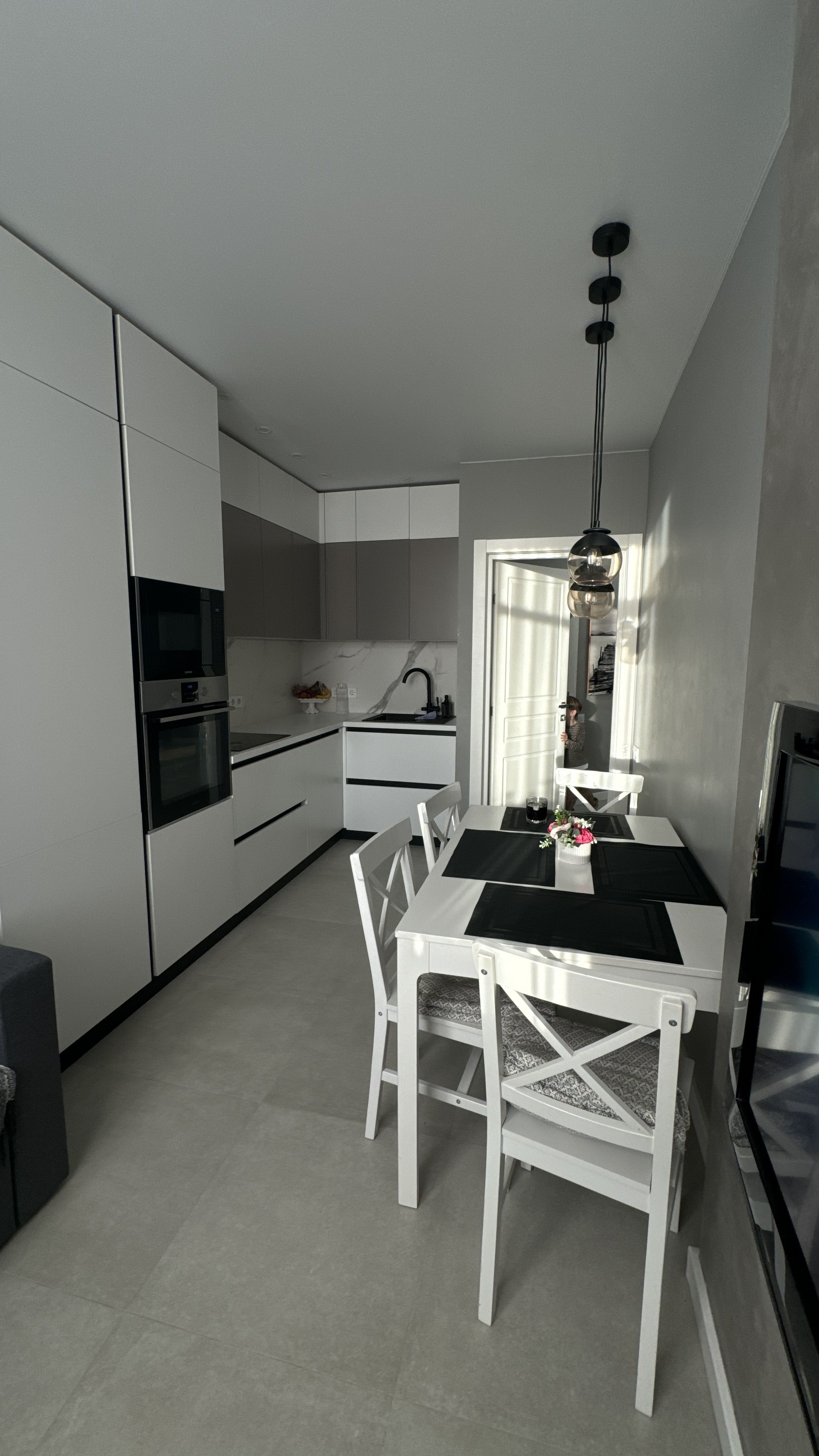 Двухкомнатная квартира в ЖК "Дмитриевский". Дизайнерский ремонт.  ID 54101 (Фото 2)