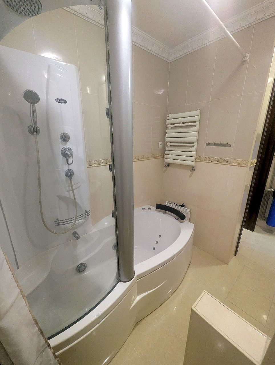 Трехкомнатная квартира по ул. Добровольцев  ID 53920 (Фото 24)