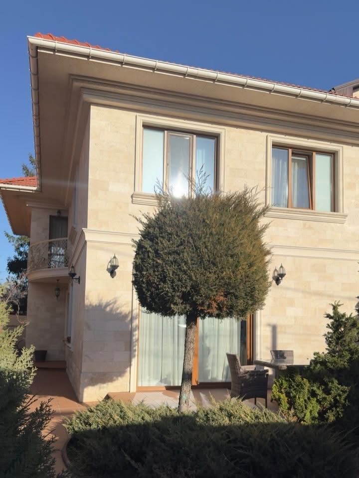 Новый двухэтажный дом возле моря, ул.Гаршина. ID 3826 (Фото 12)