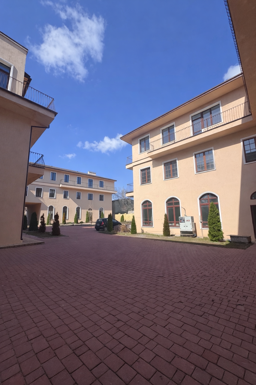 Продажа комплекса зданий, ул. Шишкина ID 54122 (Фото 2)