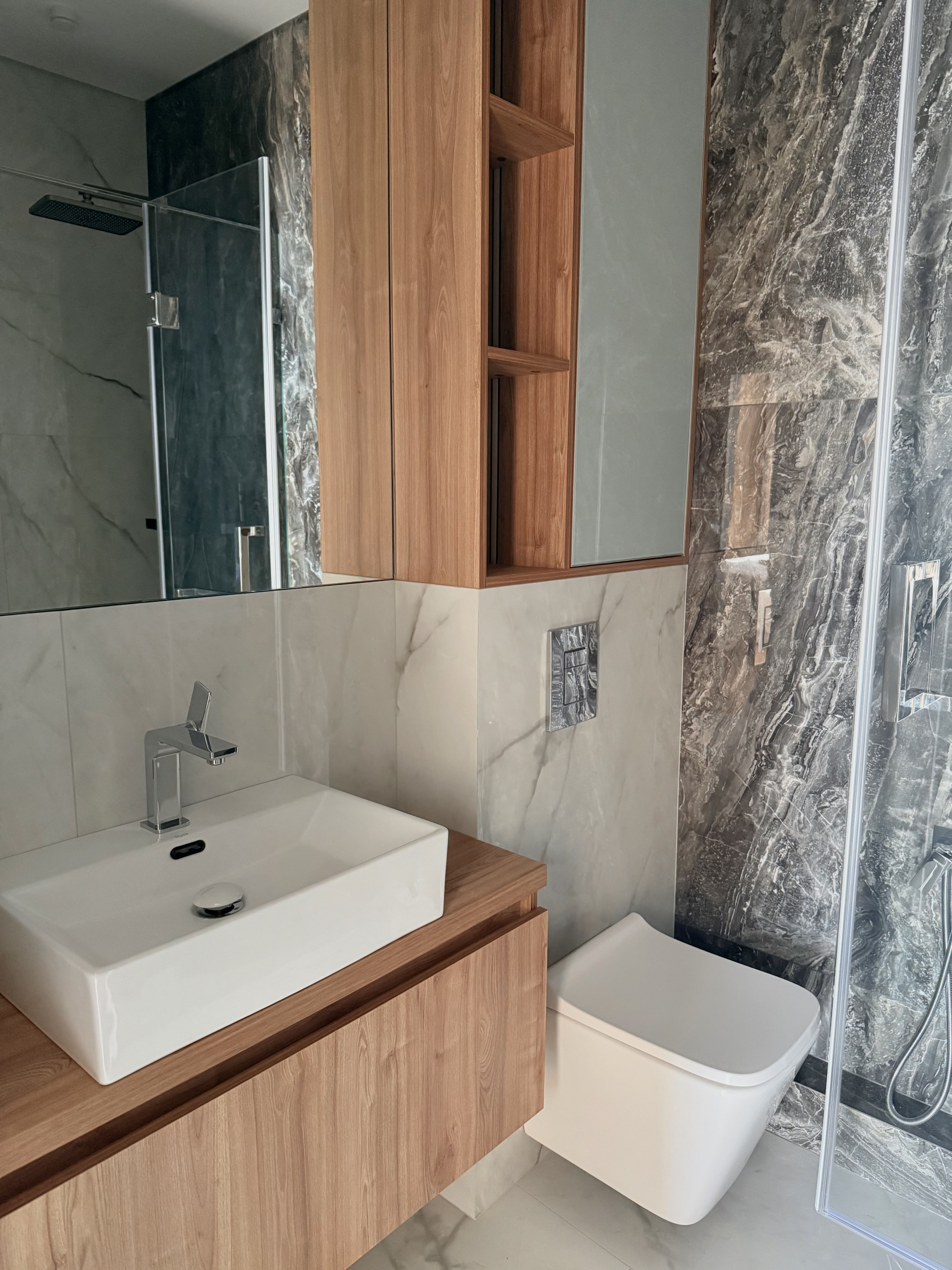 Продаётся  3-х спальневая квартира в ЖК "42 Жемчужина" с ремонтом ID 54126 (Фото 8)