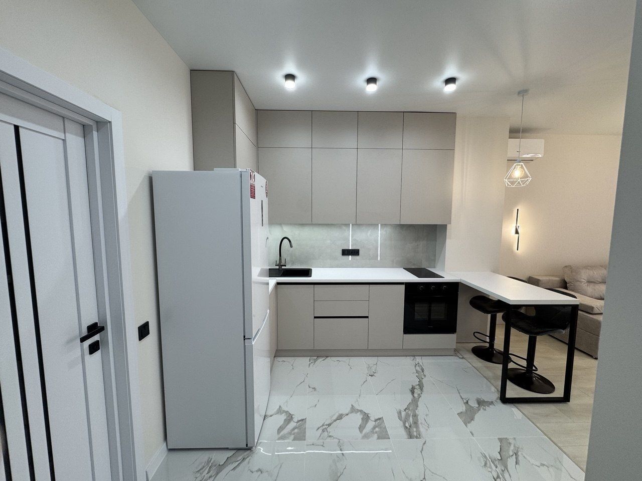 Студія з ремонтом у ЖК «Акрополь-3» — заходь і живи ID 54132 (Фото 2)