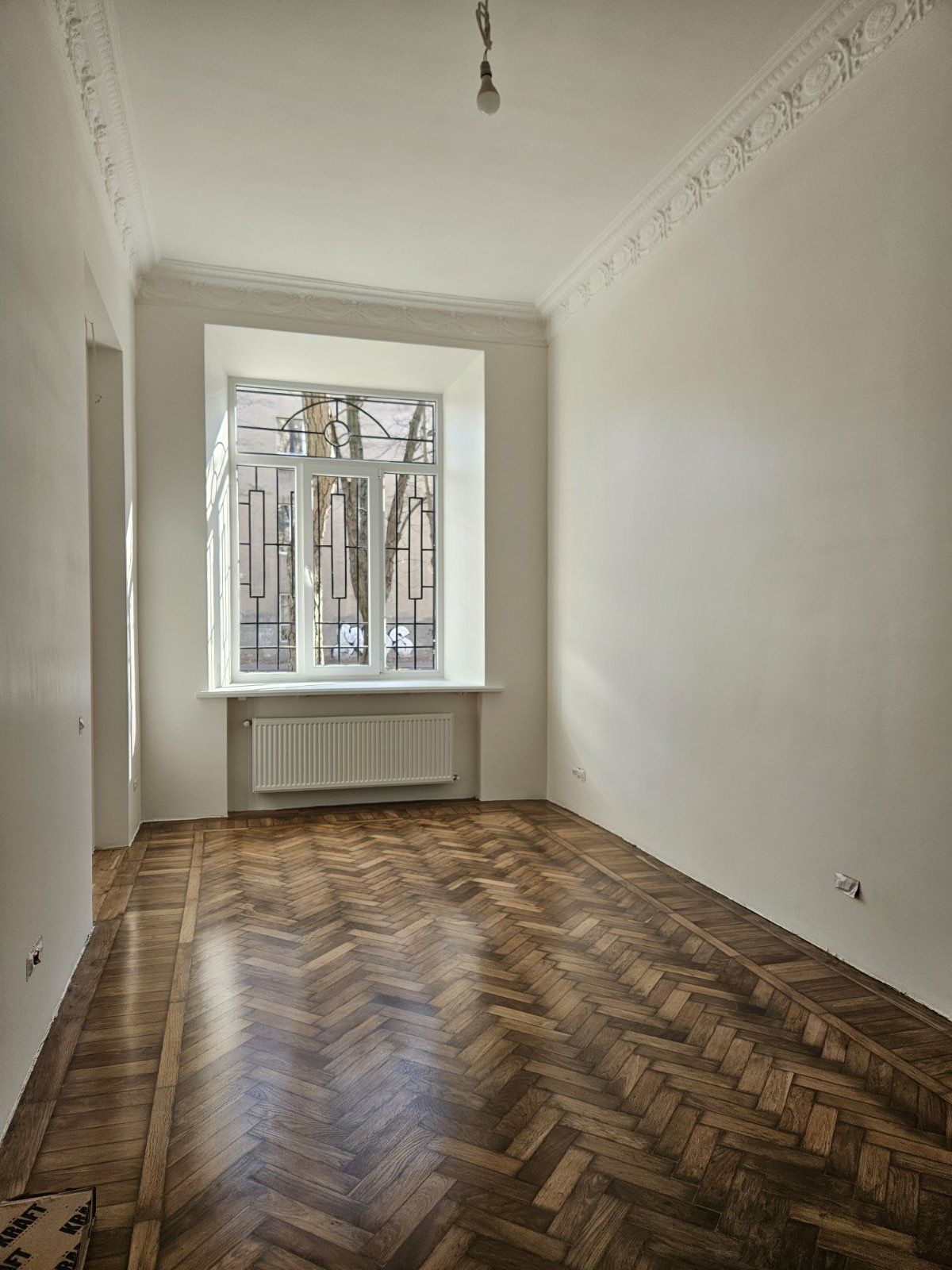 Фасадное помещение 144 кв м на Французском бульваре с ремонтом. ID 54136 (Фото 4)