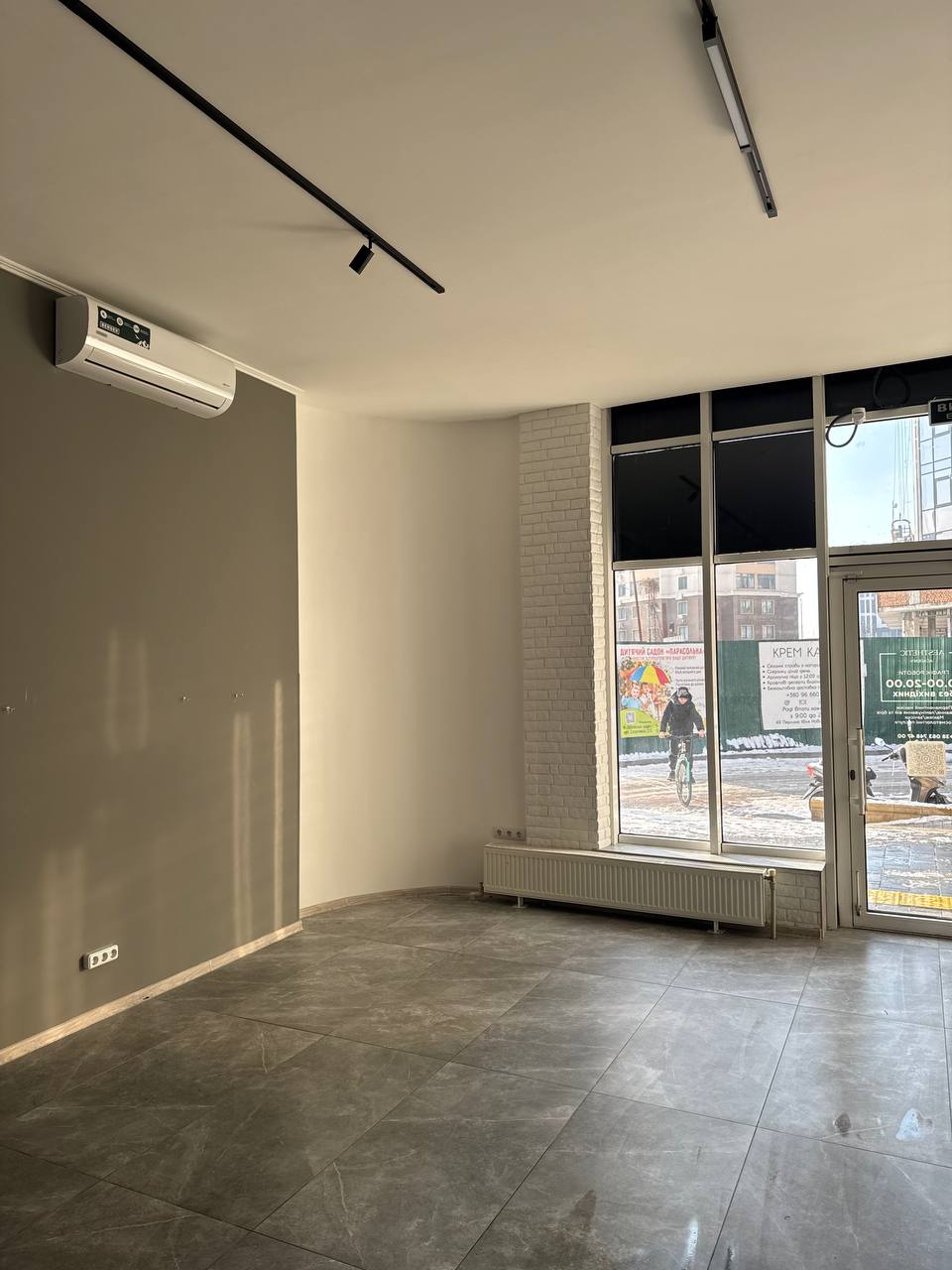 Сдам помещение под магазин, аптеку, кофейню и т.д. ID 53156 (Фото 5)