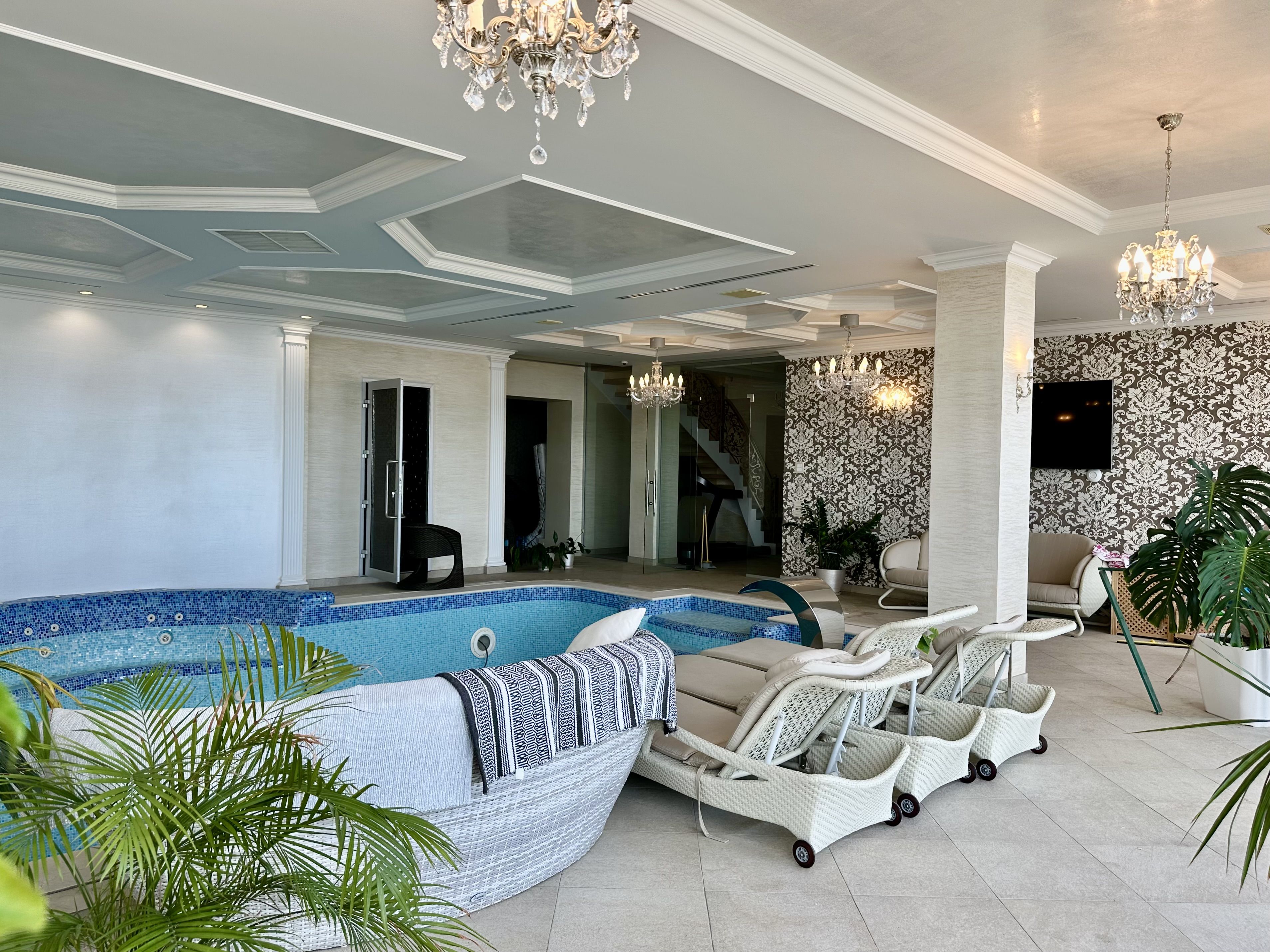 Элитный особняк 1100 м² на 1-й линии моря в Сосновом берегу ID 52200 (Фото 18)