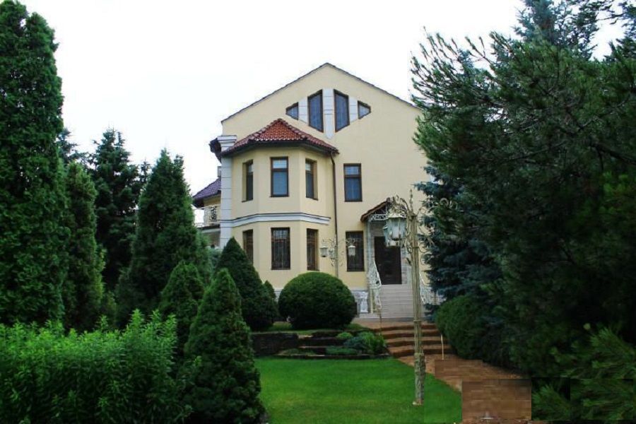 Усадьба 29 сотках с бассейном и двумя домами.  ID 748 (Фото 1)