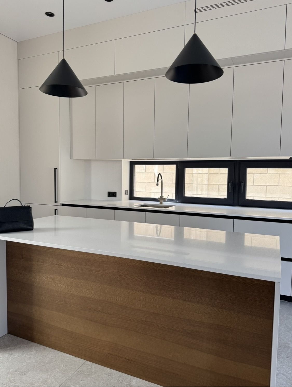 Новий будинок з ремонтом та меблями в Совіньйоні біля моря. ID 53951 (Фото 2)