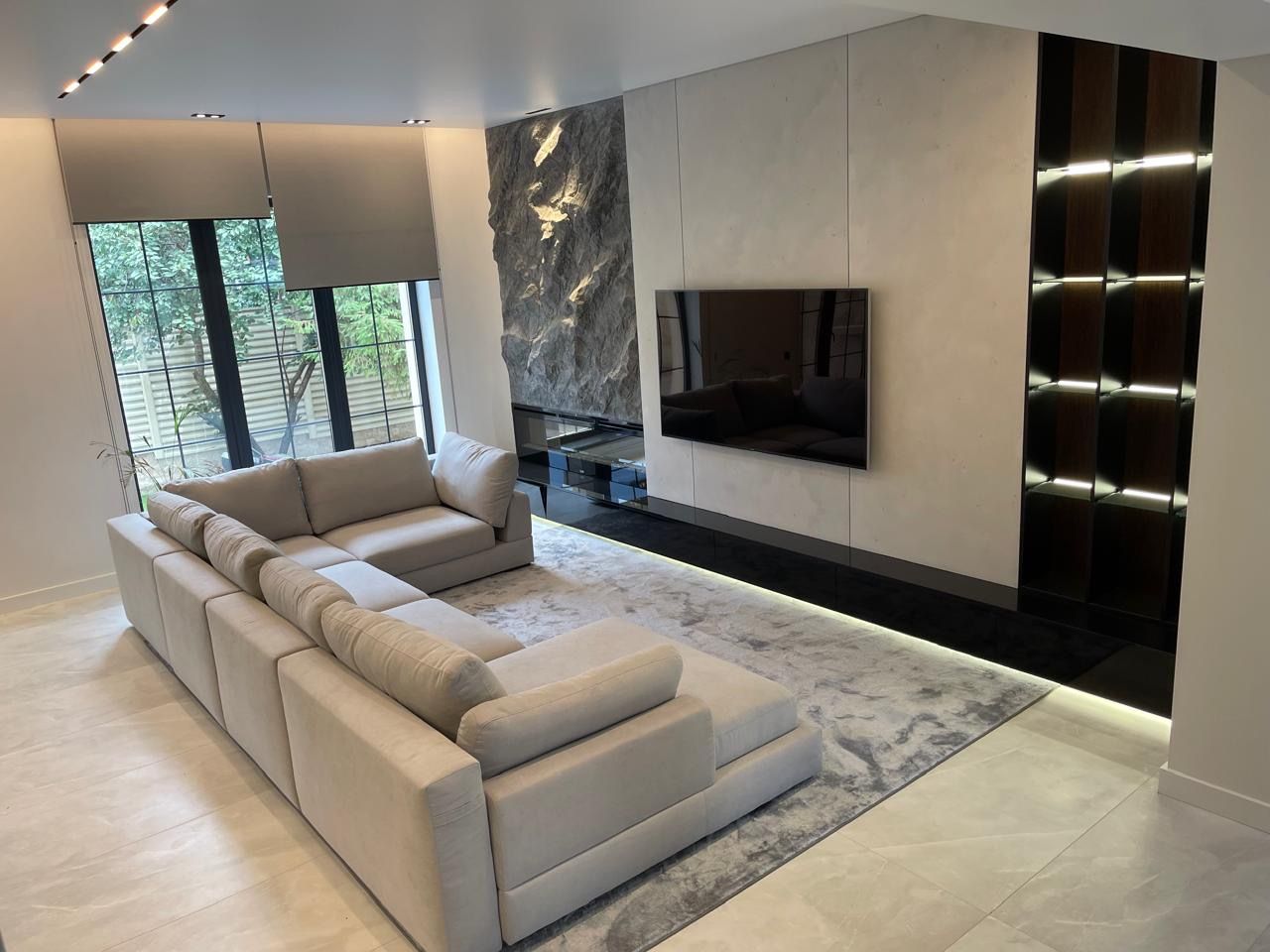 Продам сучасний будинок з червоної цегли на вул.Толбухіна ID 43527 (Фото 1)