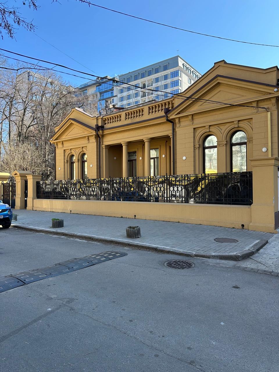 Продажа отдельностоящего здания по Французскому бульвару ID 54168 (Фото 2)