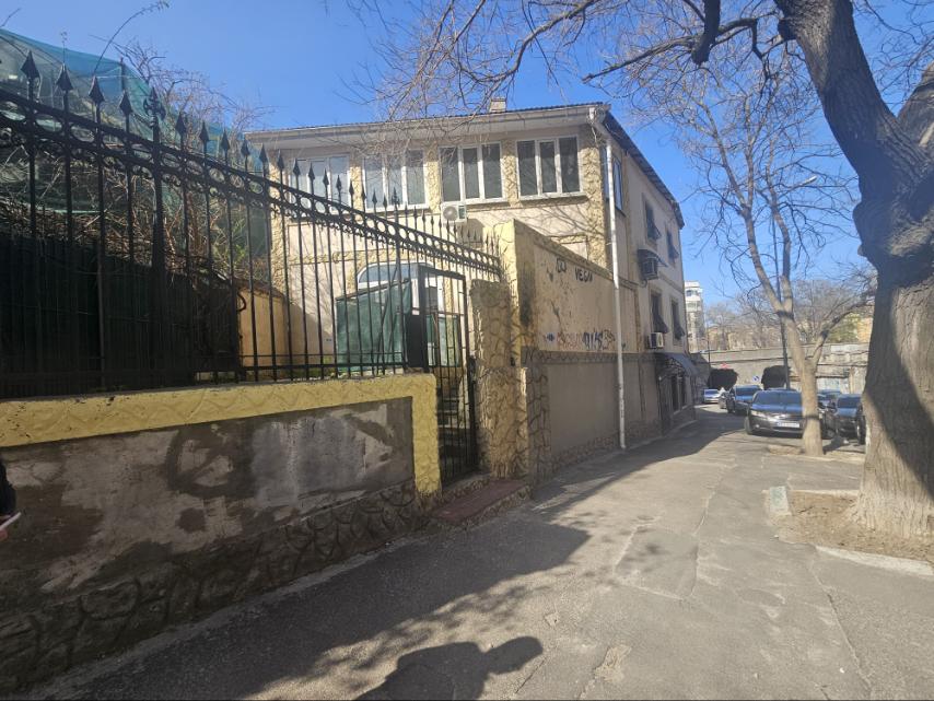 Продам будівлю в центрі міста під офіс, представництво ID 52406 (Фото 14)