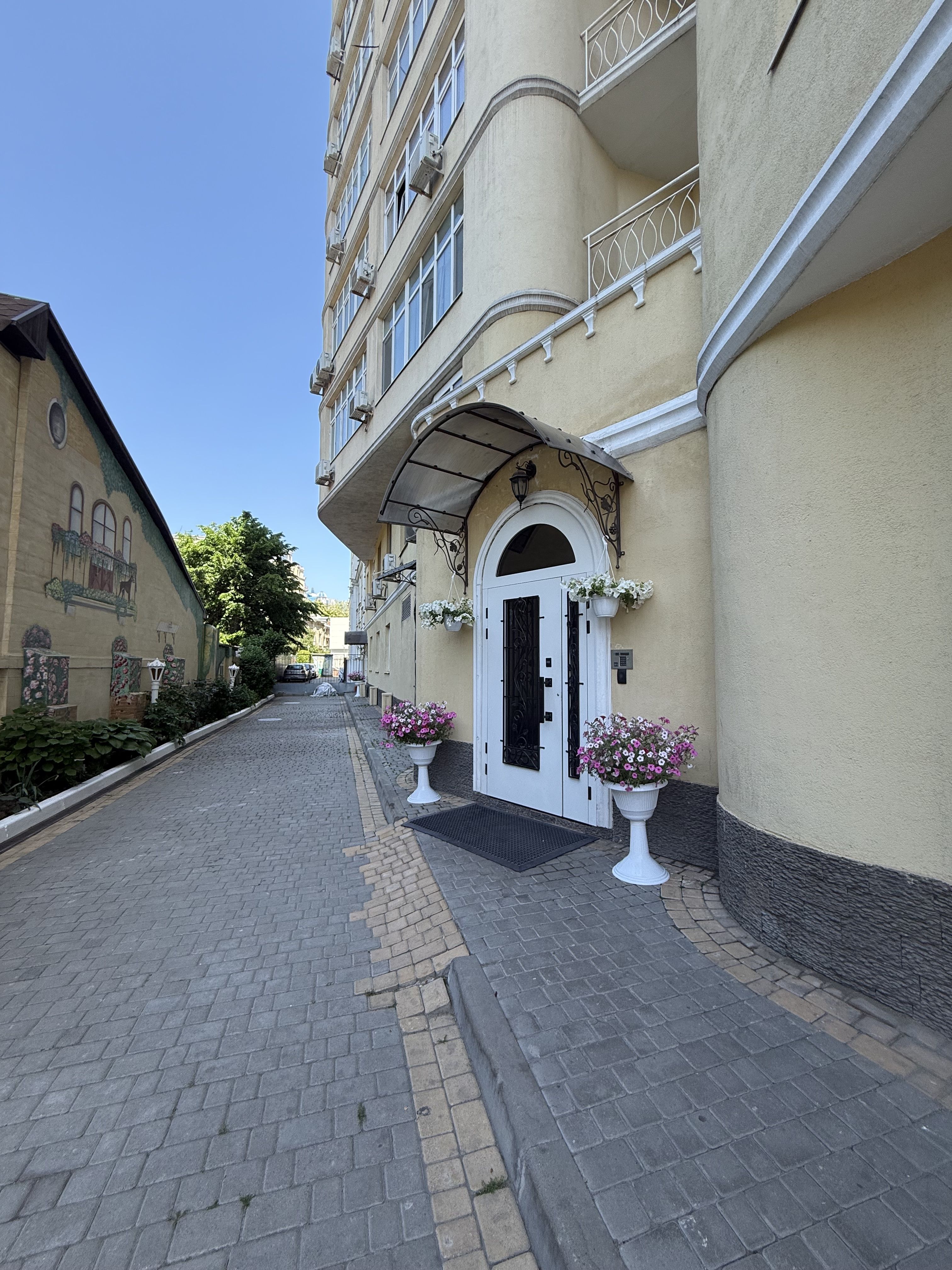 1-комнатная квартира 84 м2 в ЖК "Париж" на Французском бульваре ID 54262 (Фото 16)