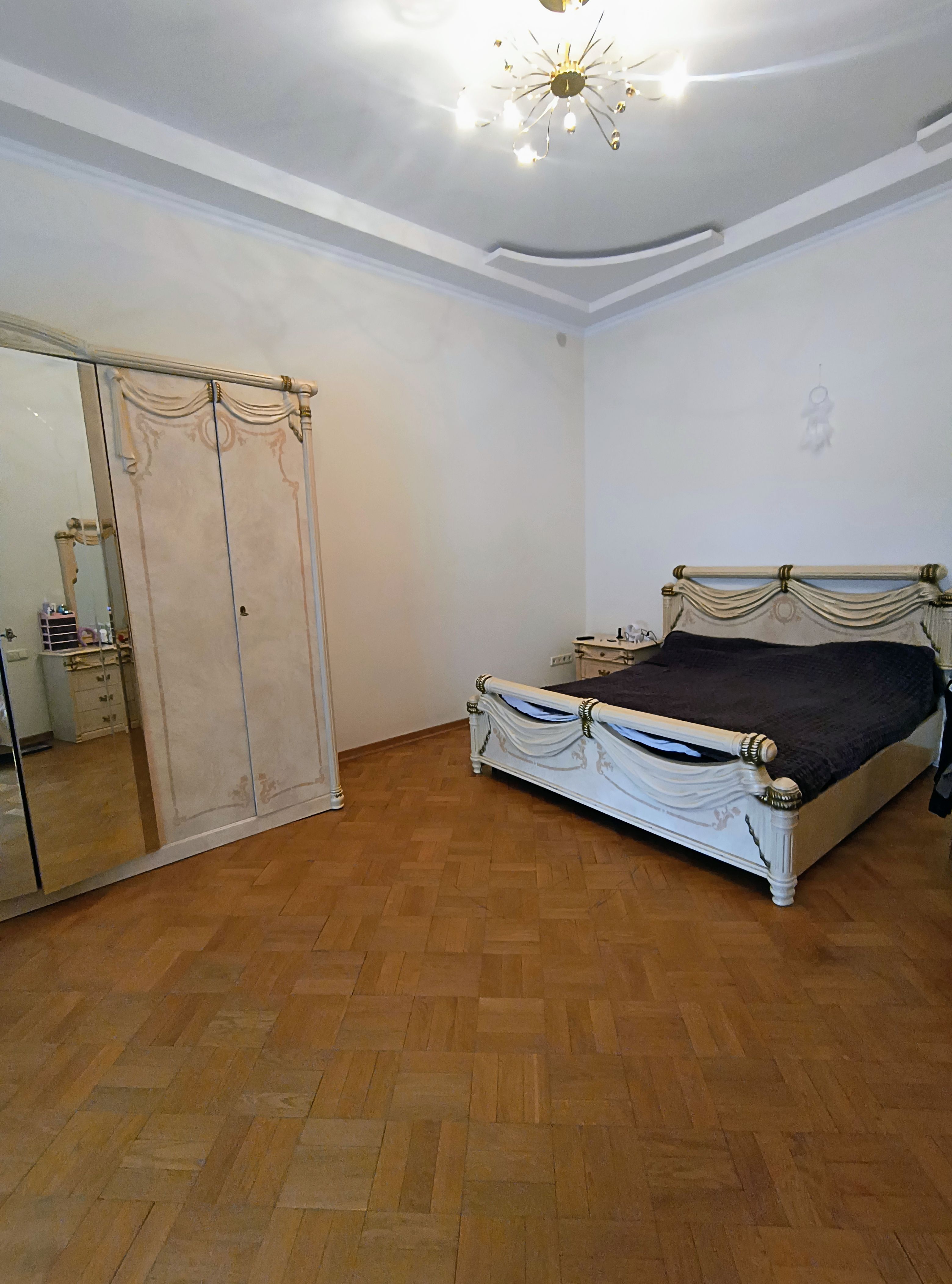 Для любителей центра: 2к.квартира с видом на Кировский парк. ID 54282 (Фото 6)
