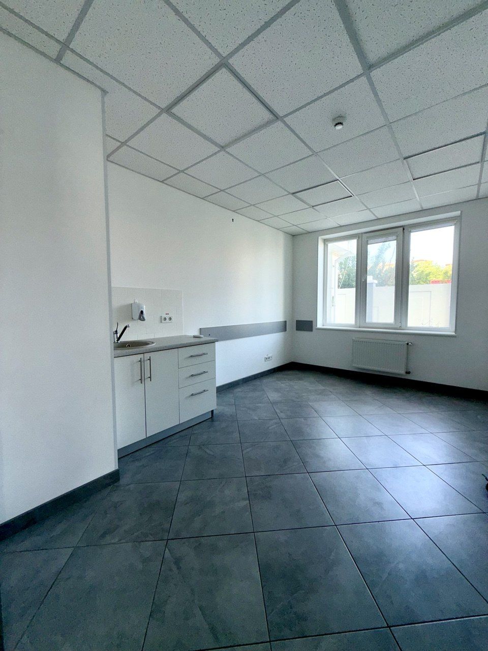 Готовый медицинский центр 90 м² с ремонтом в новом ЖК ID 52514 (Фото 2)